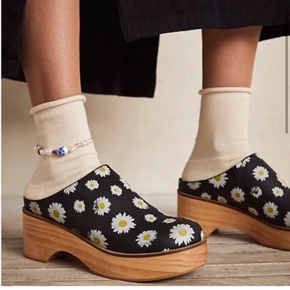 Free people Daisy mules